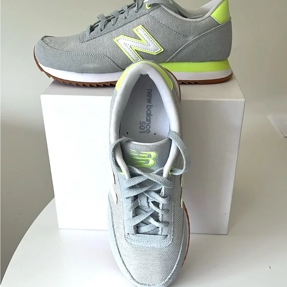 New Balance 501 v1 Women's Sneakers in Gray and Neon Yellow sz 8.5 - Picture 9 of 11